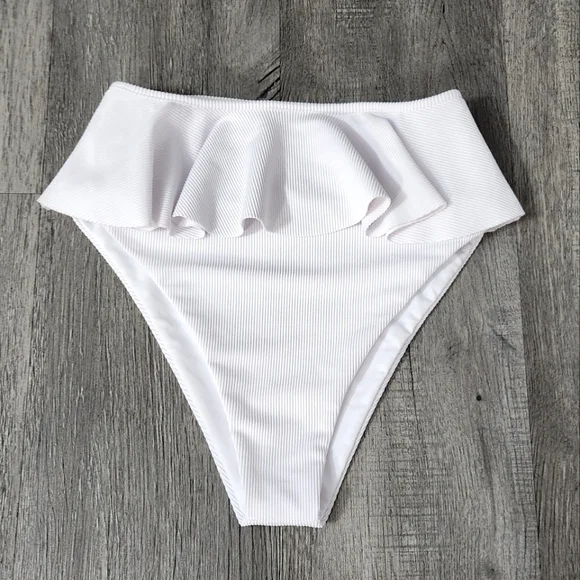 Beach Riot Daisy Ruffle Bikini Bottom - Picture 4 of 9